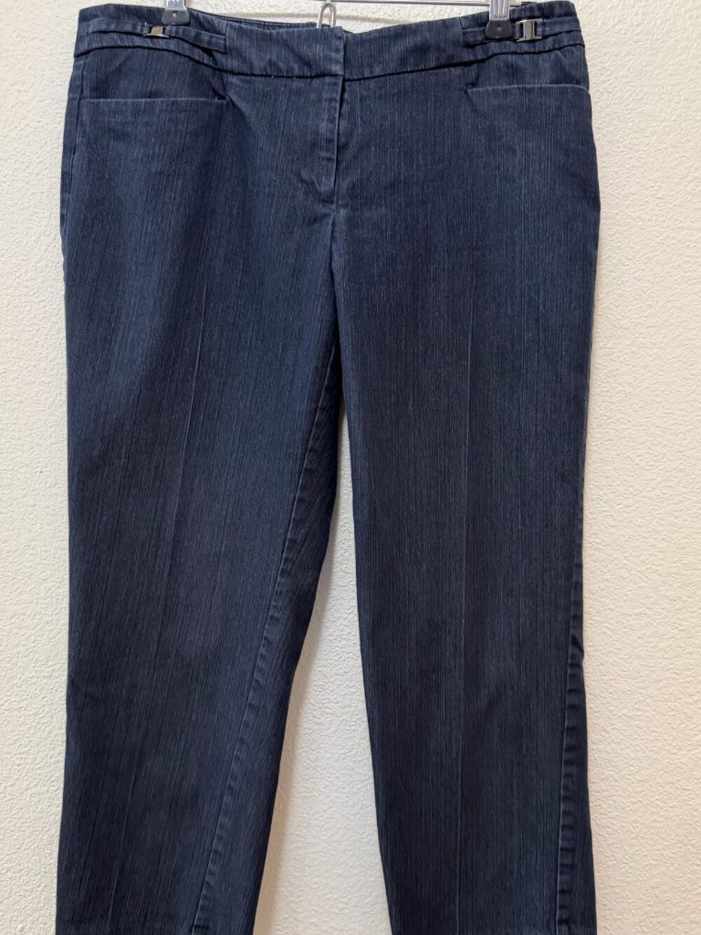 New York & Co denim capri pants, silver buckle accents, pockets, size 4